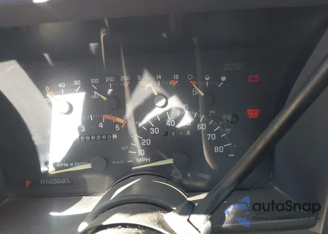 1994 Chevrolet Gmt-400 C1500 z USA, uszkodzony, nr VIN 2GCEC19K2R1115921